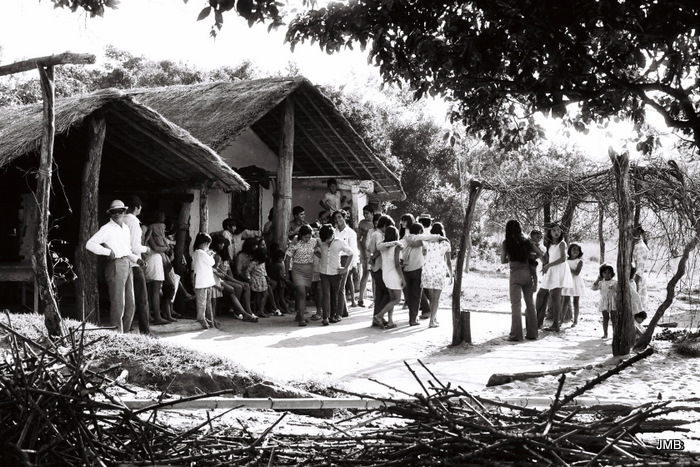 AÑO 1973 - BLANCO Y NEGRO - VIDA CAMPESINA EN PARAGUAY (JOSÉ MARÍA BLANCH)